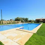 Wohnung Mit Pool, Garten, Terrasse Und Grill