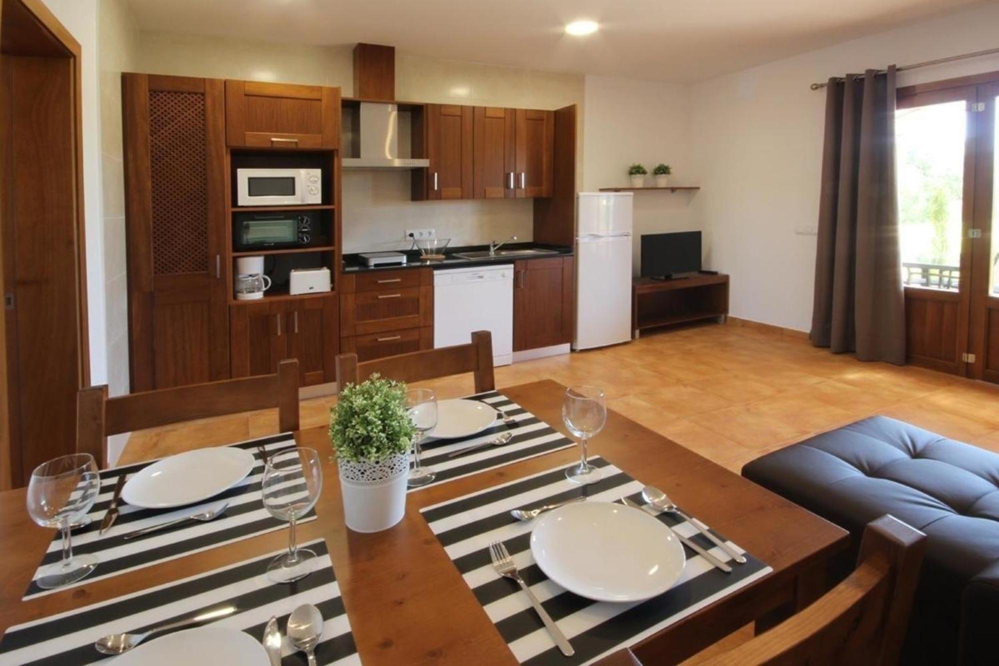 Mit Pool, Garten, Terrasse Und Grill * Campos (Mallorca)